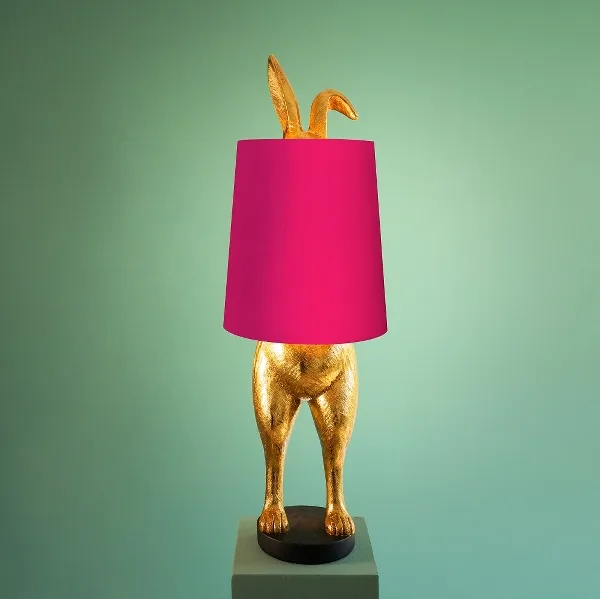 Lampe en forme de lapin avec abat-jour rose