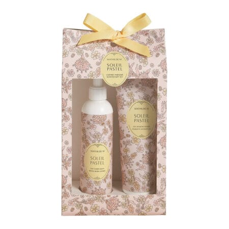 Coffret Mathilde M contenant un gel douche 250ml et un lait corps 250ml – senteur Soleil Pastel, élégamment présenté pour une routine soin ensoleillée