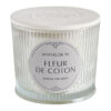Bougie fleur de coton 400g dans un décor raffiné et apaisant