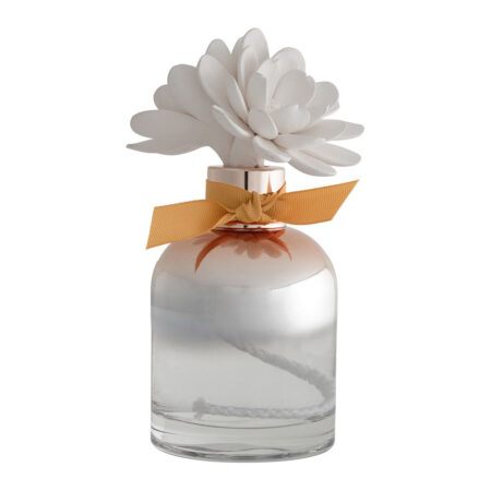 Diffuseur de parfum d’ambiance 200ml Mathilde M – Valse Fleur de Mandarine, flacon élégant avec tiges en rotin, ambiance raffinée