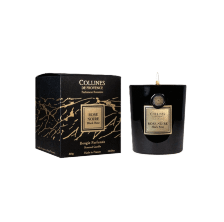 Bougie parfumée Rose Noire 360g de Colline de Provence, une explosion olfactive de rose noire, de bois mystérieux et de luxure dans chaque étincelle.