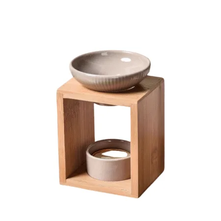 Brûle-parfum Yona en céramique effet mat avec design épuré