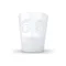 Mug avec anse affichant un visage suppliant et attendrissant.