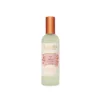 Parfum d’ambiance Rose & Hibiscus 100ml, diffuse une senteur florale et fruitée, parfait pour une atmosphère douce et apaisante.