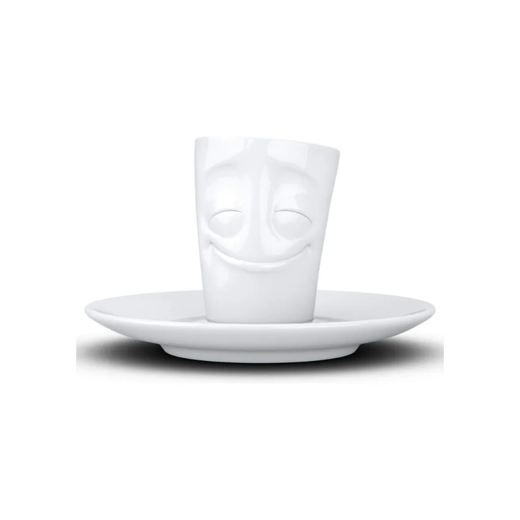 Tasse à expresso en céramique avec expression joyeuse, vue de face