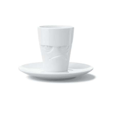 Tasse à expresso avec expression grognon, vue de face