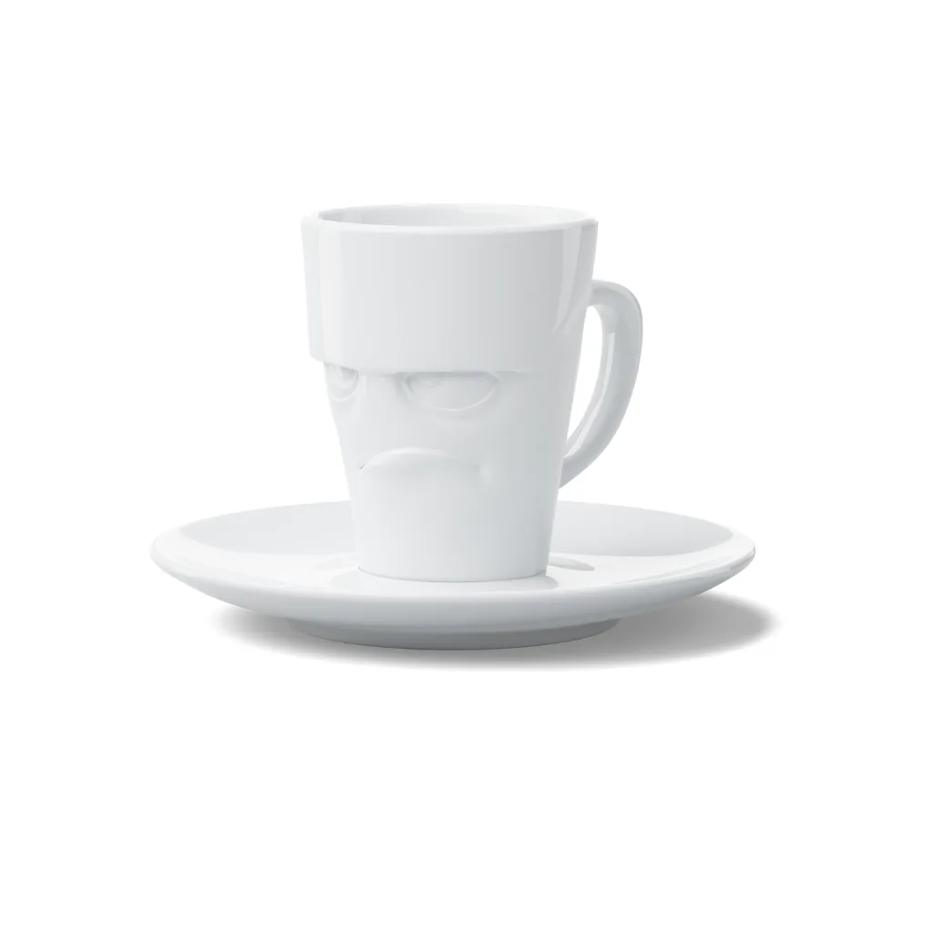 Tasse à expresso expressive, air boudeur, vue de trois-quarts