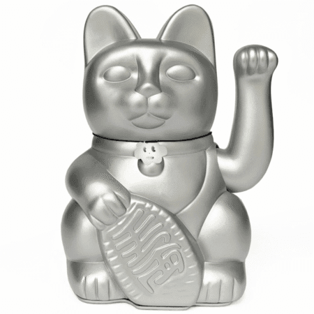 Chat porte-bonheur argenté