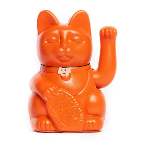 Chat japonais orange porte-bonheur voyage