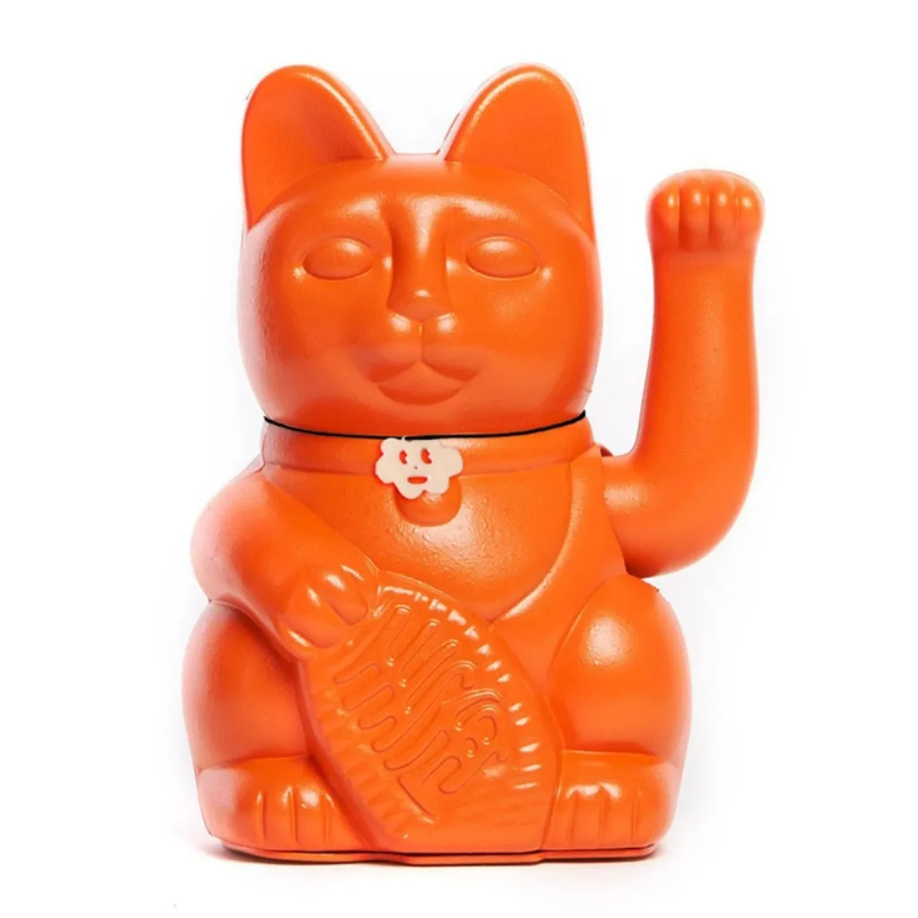 Chat japonais orange porte-bonheur voyage