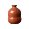 Vase en céramique blush rouge, forme double courbe, vue frontale
