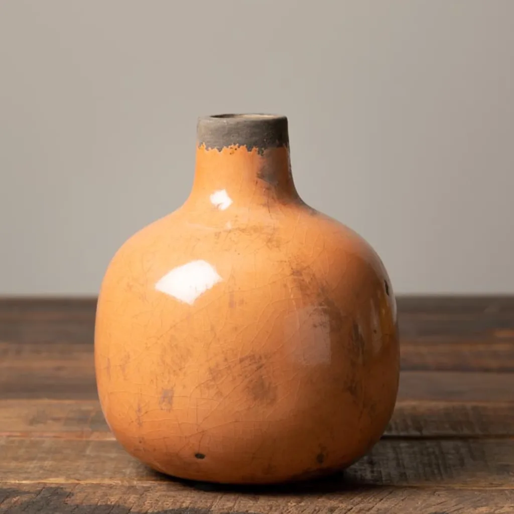 Vase céramique orange mat, design arrondi, 15,5 cm
