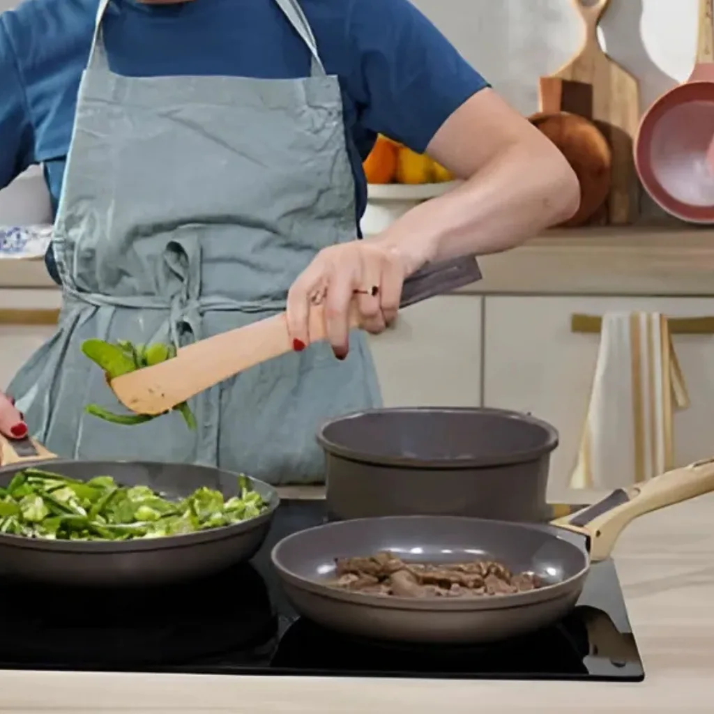 Intérieur antiadhésif casserole Moka 20 cm sans PFAS